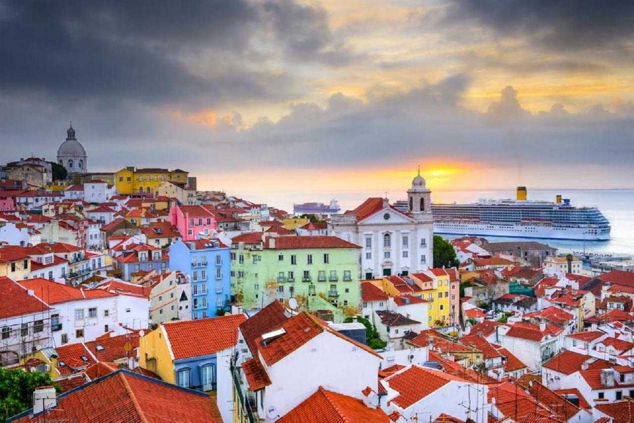 Blue Urban Alfama Apartment Lisbon Exterior photo
